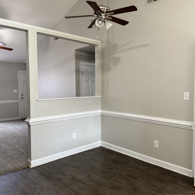 Building Photo - 1201 Masters Ln