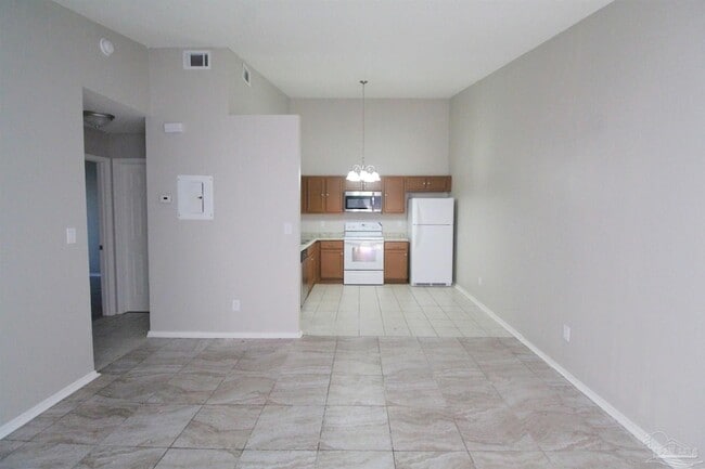 Building Photo - 6810 Tiki Ln