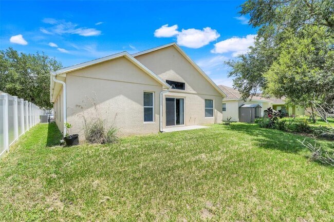 Building Photo - 7720 Hidden Cypress Dr