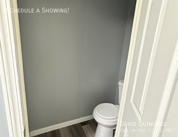 Building Photo - 3201 Iona-