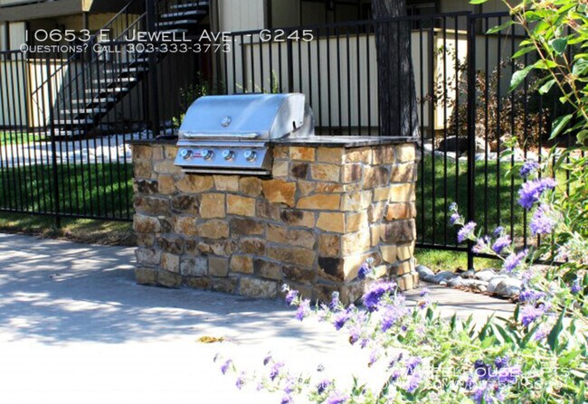 Building Photo - Wheelhouse Apartments