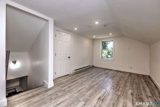 Building Photo - 330 Naugatuck Ave