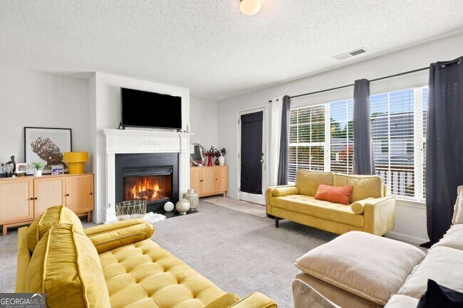 Building Photo - 3353 Parc Dr SW