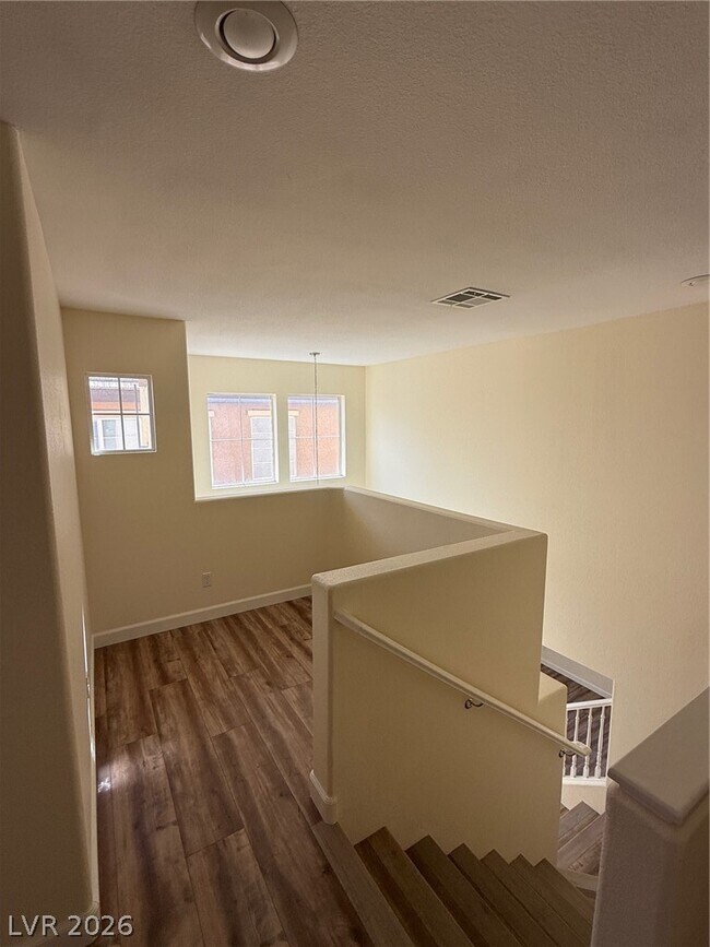 Building Photo - 5721 Mt Athos St