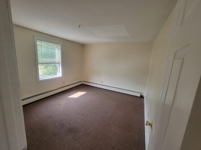 Building Photo - 151 Indigo Hill Rd