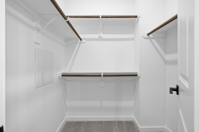 Building Photo - 412 Stonework Garden Ln