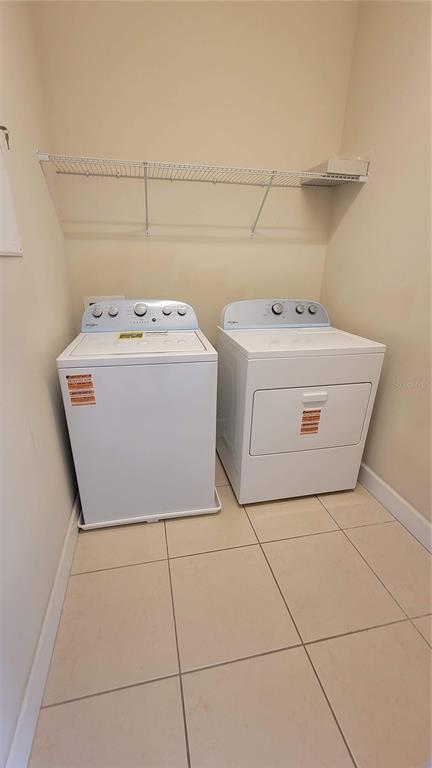 Building Photo - 13833 Benavente Ave