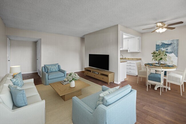Building Photo - Los Arbolitos Oxnard Apartments