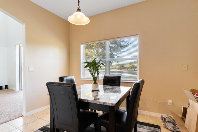 Building Photo - 2838 Sweetspire Cir