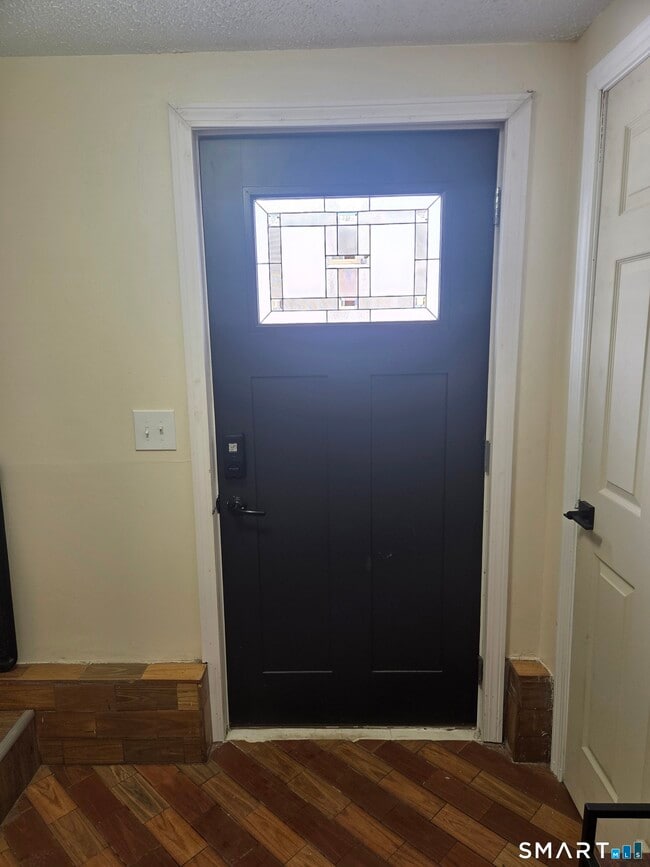 Building Photo - 1101 Highland Ave