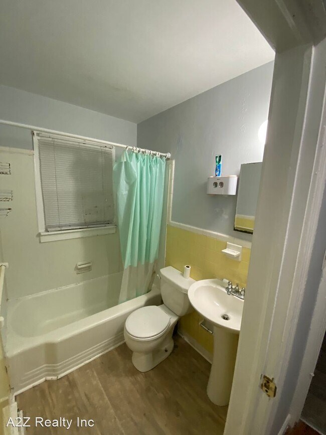 Building Photo - 2 br, 1 bath House - 737 Raleigh Road