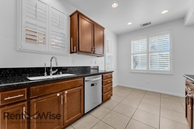 Building Photo - 2774 Journey Ln