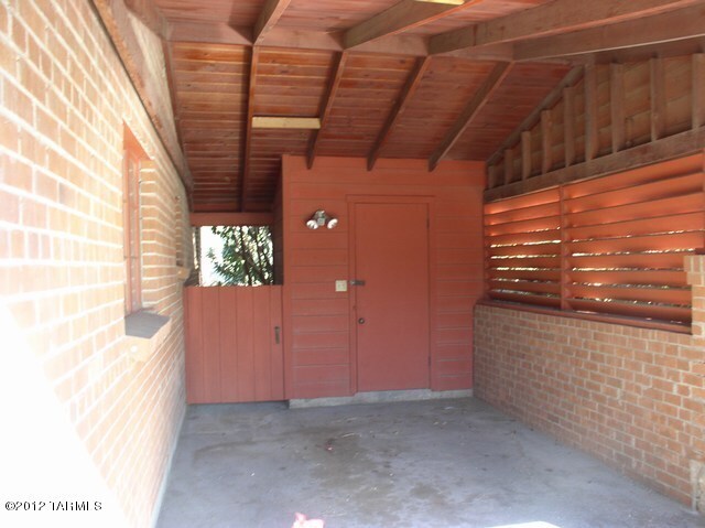 Building Photo - 4135 E Brown Way