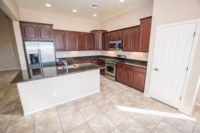 Building Photo - Beautiful Custom Home with 4 Bedrooms, 2 Bath, 3 Car Garage, Central A/C