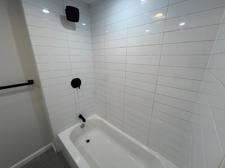 New Bath - 50 Herbert St