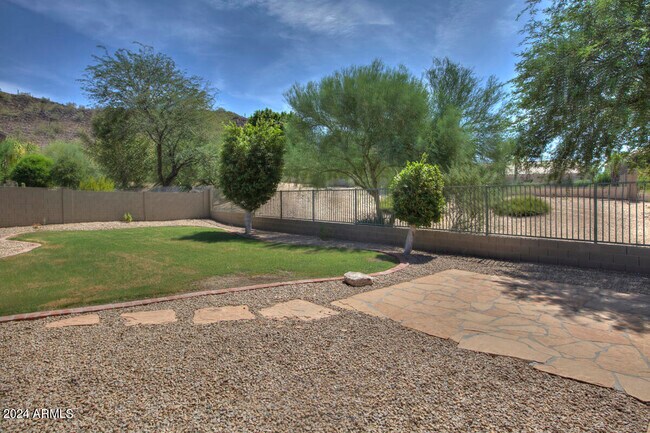 Building Photo - 25609 N Singbush Loop