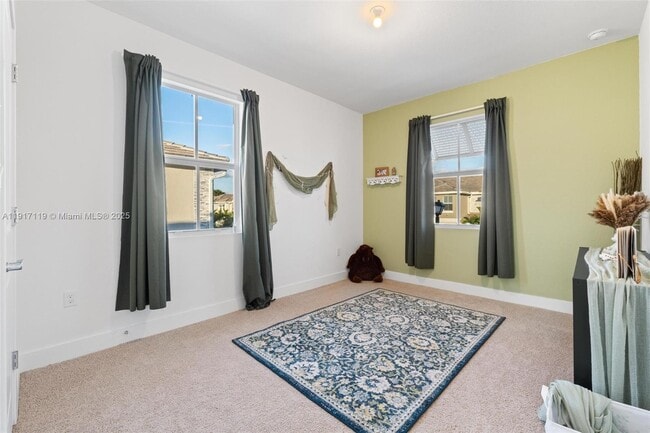 Building Photo - 210 SW 170th Ave