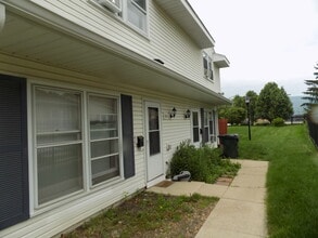 Building Photo - 1848 Stockton Dr