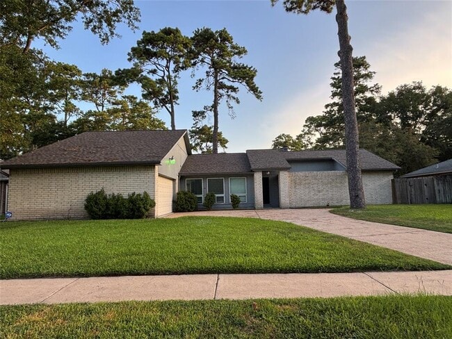 Primary Photo - 12614 Campos Dr