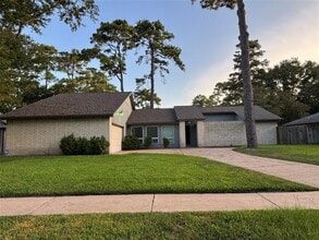 Building Photo - 12614 Campos Dr