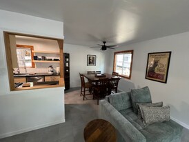 Building Photo - 929 Harold Dr