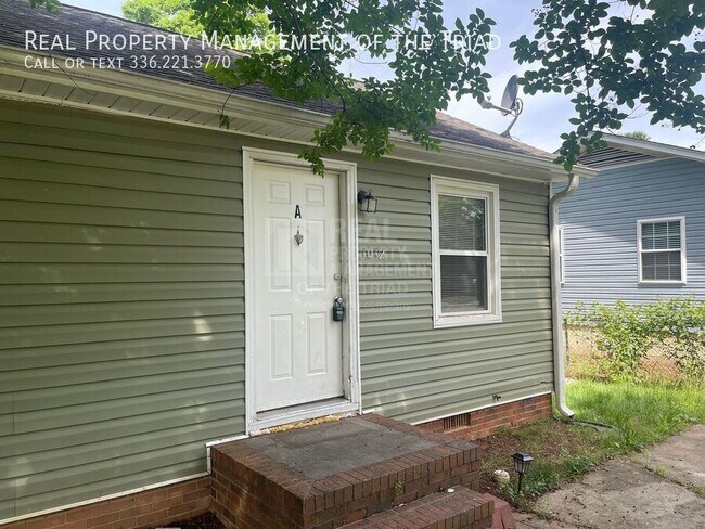Primary Photo - 1012 Watkins St