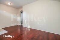 Building Photo - 29919 Hanover Hollow Ln