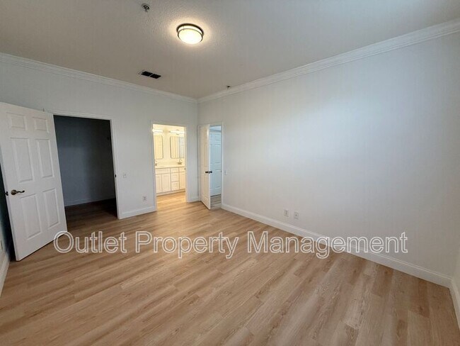 Building Photo - 583 Brantley Terrace Way