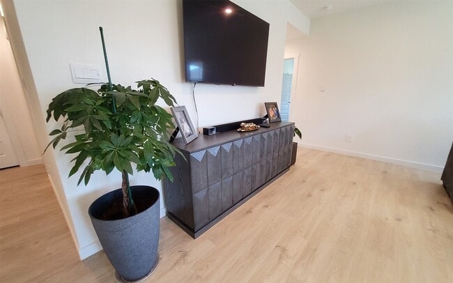 Building Photo - 31731 Hallington Hl Ln