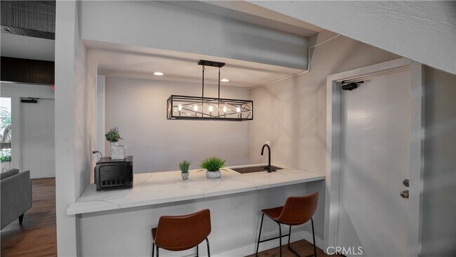 Building Photo - 18645 Hatteras St