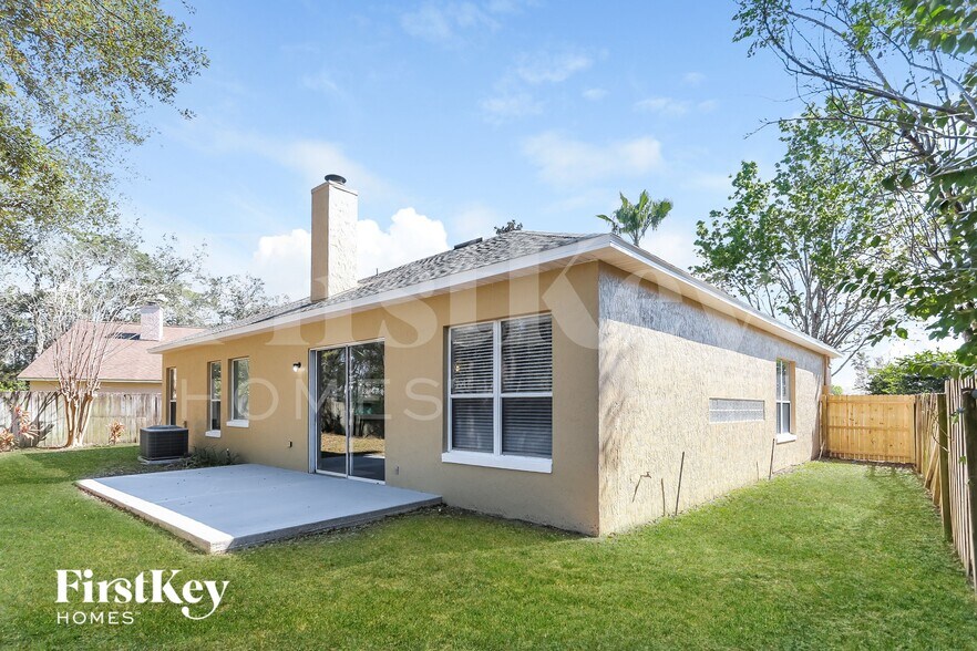 Building Photo - 8311 Abbeyfield Dr