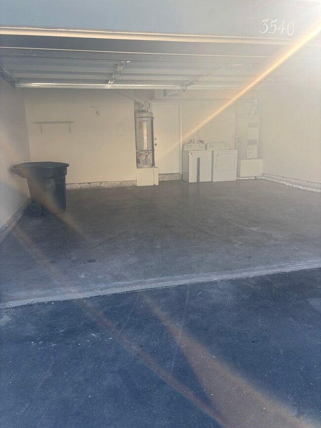 Building Photo - 3540 Toyon St