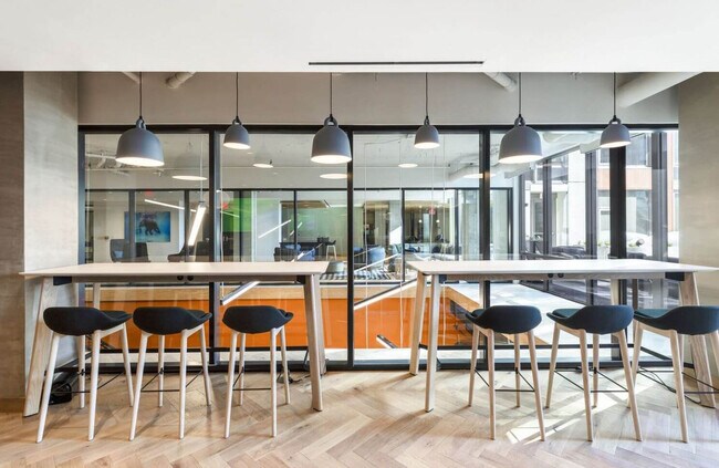 Building Photo - 2121 First Street Southwest-SI FL4-ID258