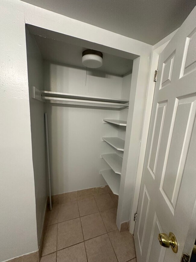 Building Photo - 1911 W Baltimore St