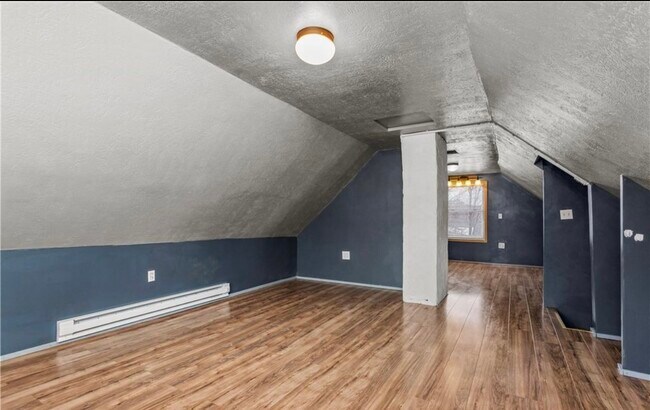 Building Photo - 230 W 39th St