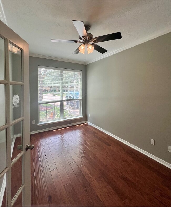 Building Photo - 411 White Oak Pointe Dr