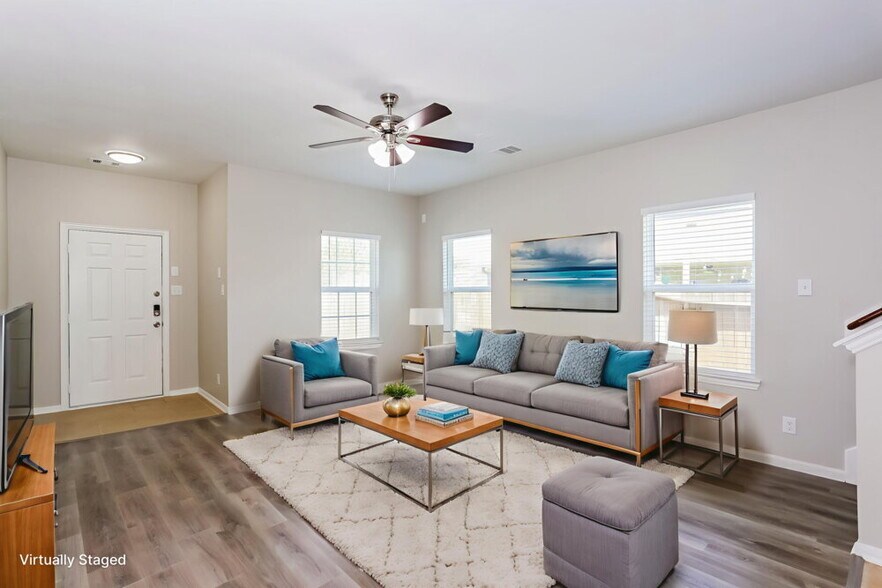 Building Photo - 17442 Hayley Springs Ct