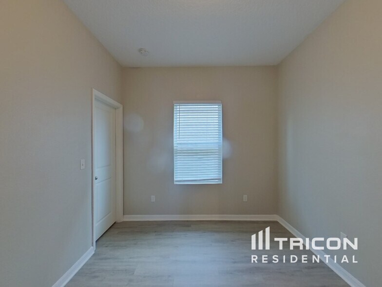 Building Photo - 3842 Saltmarsh Loop