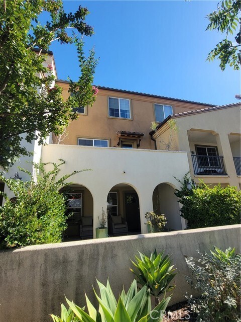 Building Photo - 808 Santa Fe Ave