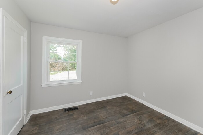 Building Photo - 1218 Cherokee Ave