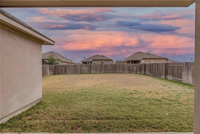 Building Photo - 104 Lily Turf Cove