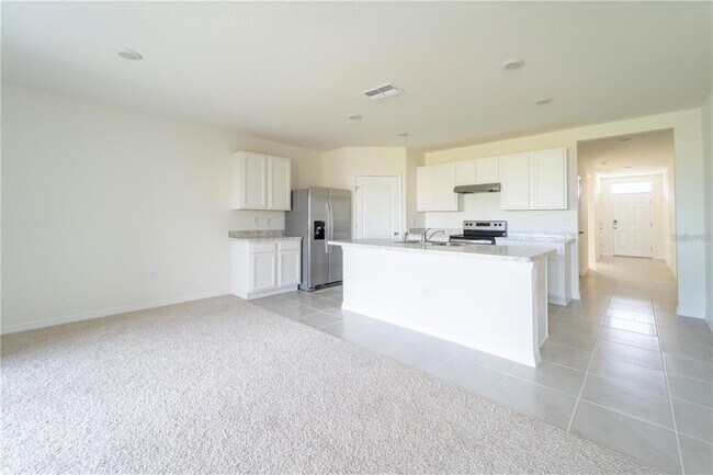 Building Photo - 1811 Silverbell Lp