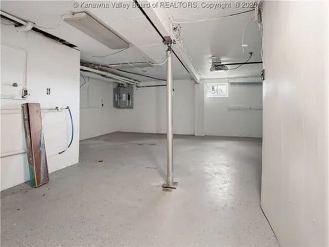 Building Photo - 1501 Knob Rd