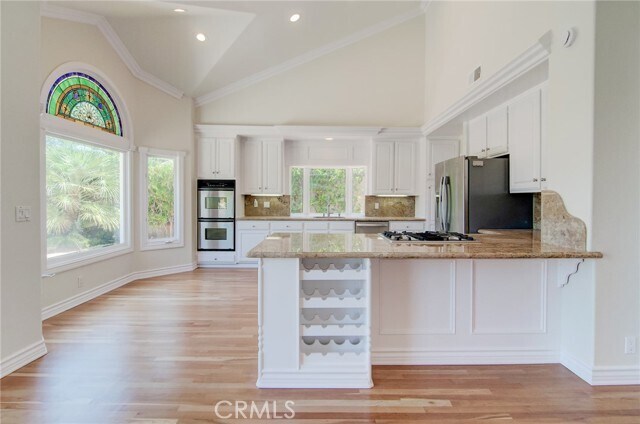 Building Photo - 24261 Cascades Dr
