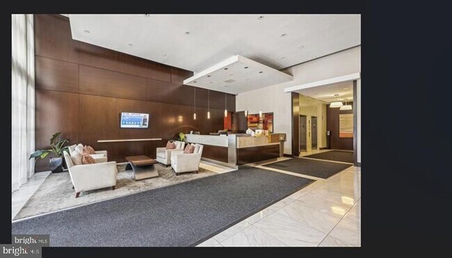 Building Photo - 475 K St NW
