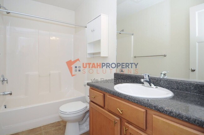 Building Photo - 5083 Digory Dr