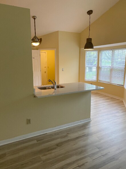 Building Photo - 9939 Voyager Ln