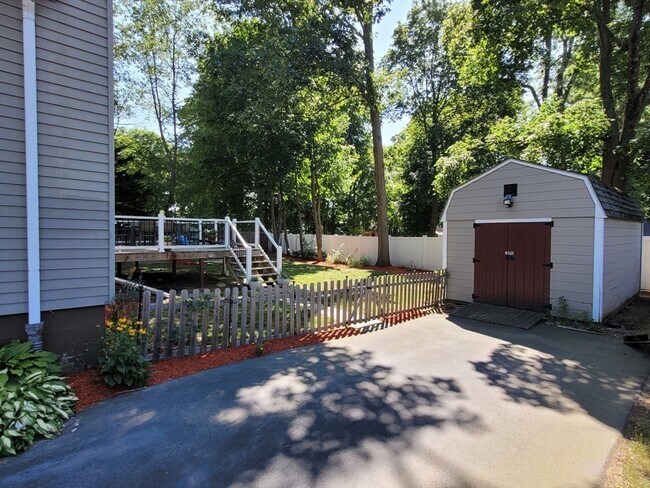 Building Photo - 42 Wood Terrace