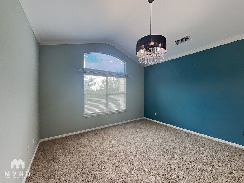 Building Photo - 9613 Solana Vista Loop