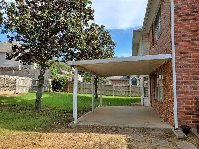 Building Photo - 1040 Woodbriar Dr